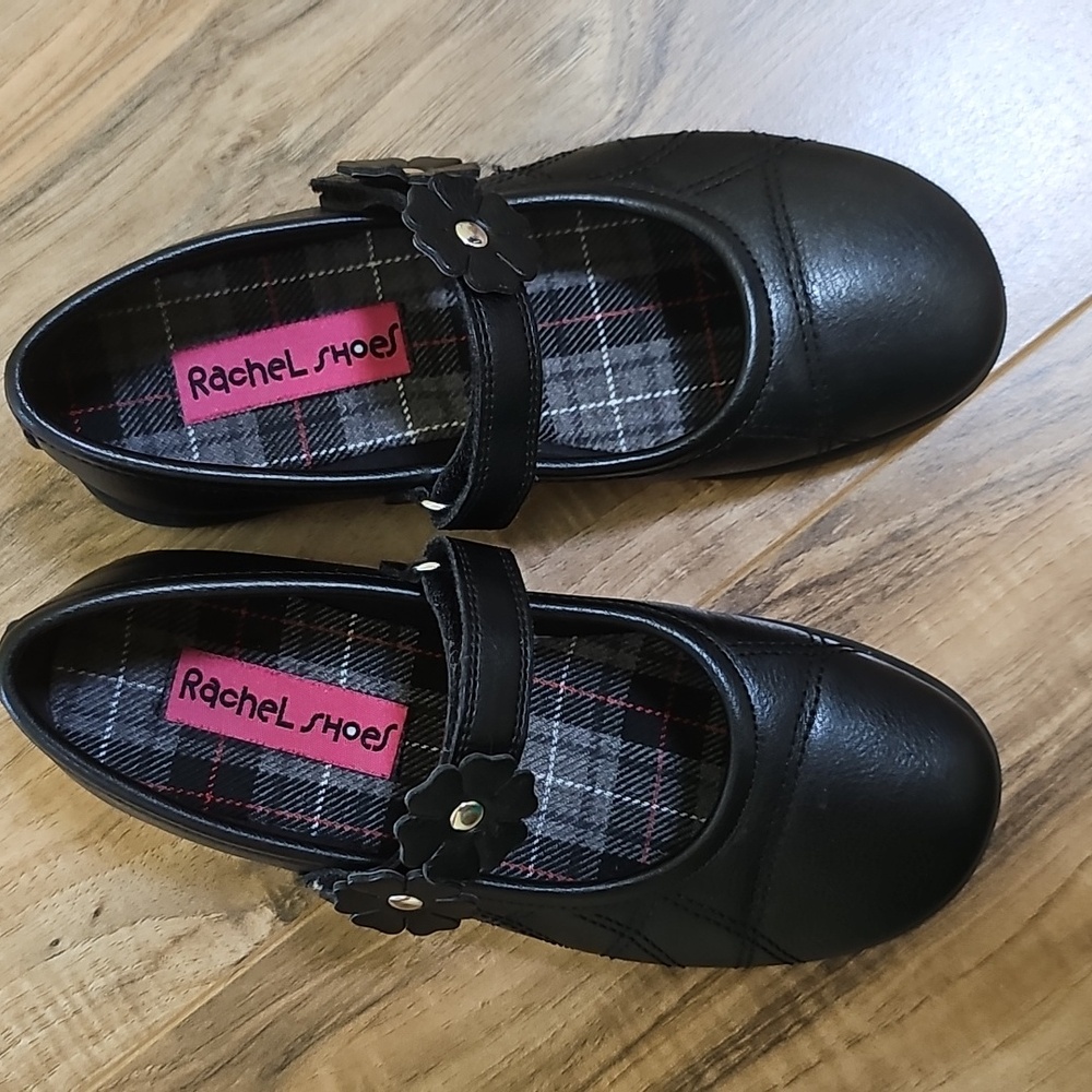 5 Pairs Shoes Bundle - Picture 11 of 15
